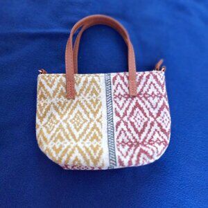 Elegant Essence Purse Tribal Print